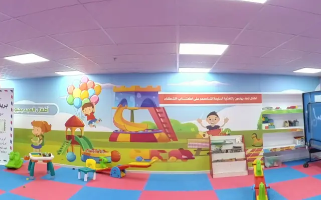 غرفة الألعاب · مجمع البنات